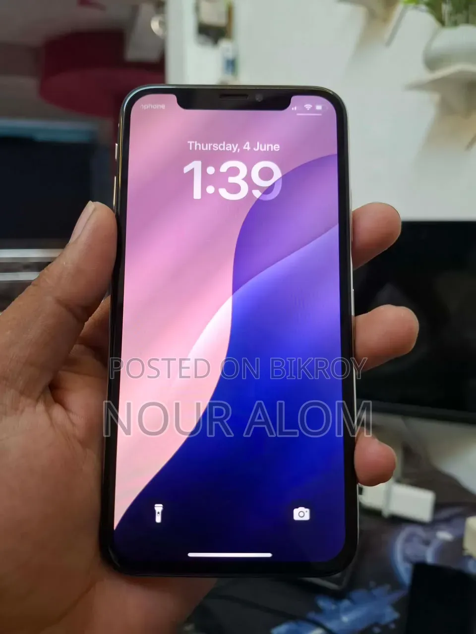 অ্যাপল আইফোন এক্সএস ২৫৬ জিবি সাদা