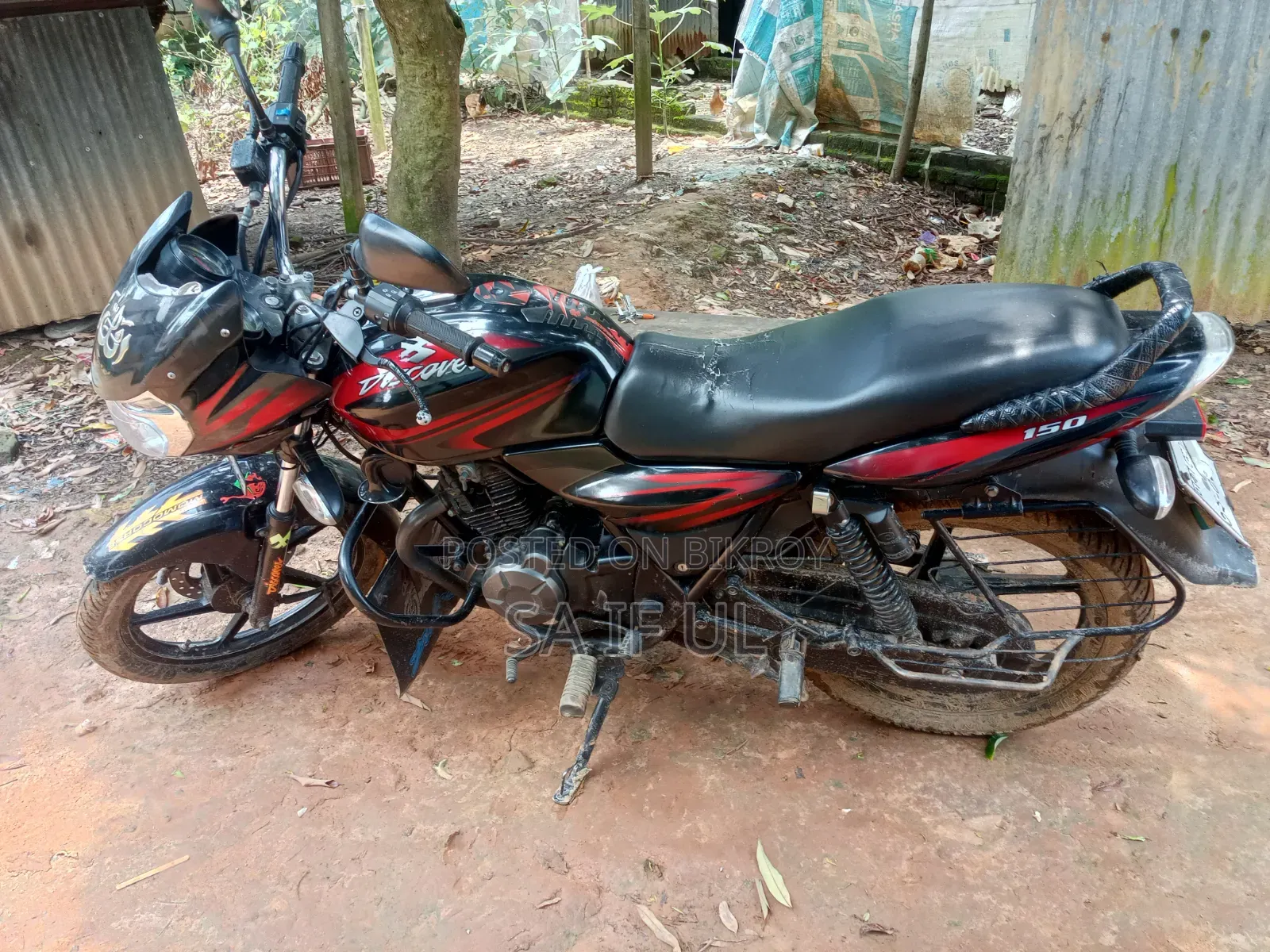 বাজাজ ডিসকভার ১৫০ ২০১৭ ব্ল্যাক