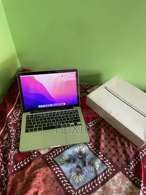 Laptop Apple MacBook 2015 8GB Apple M1 SSD 256GB