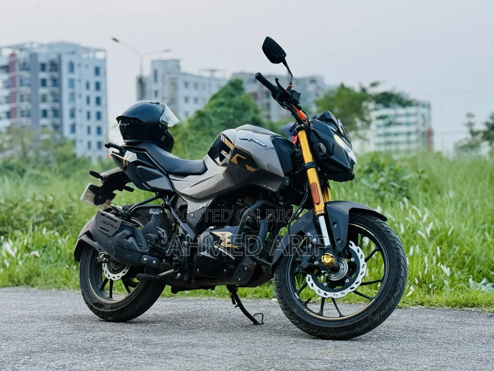 New Hero Xtreme 160R 4V 2025 Black