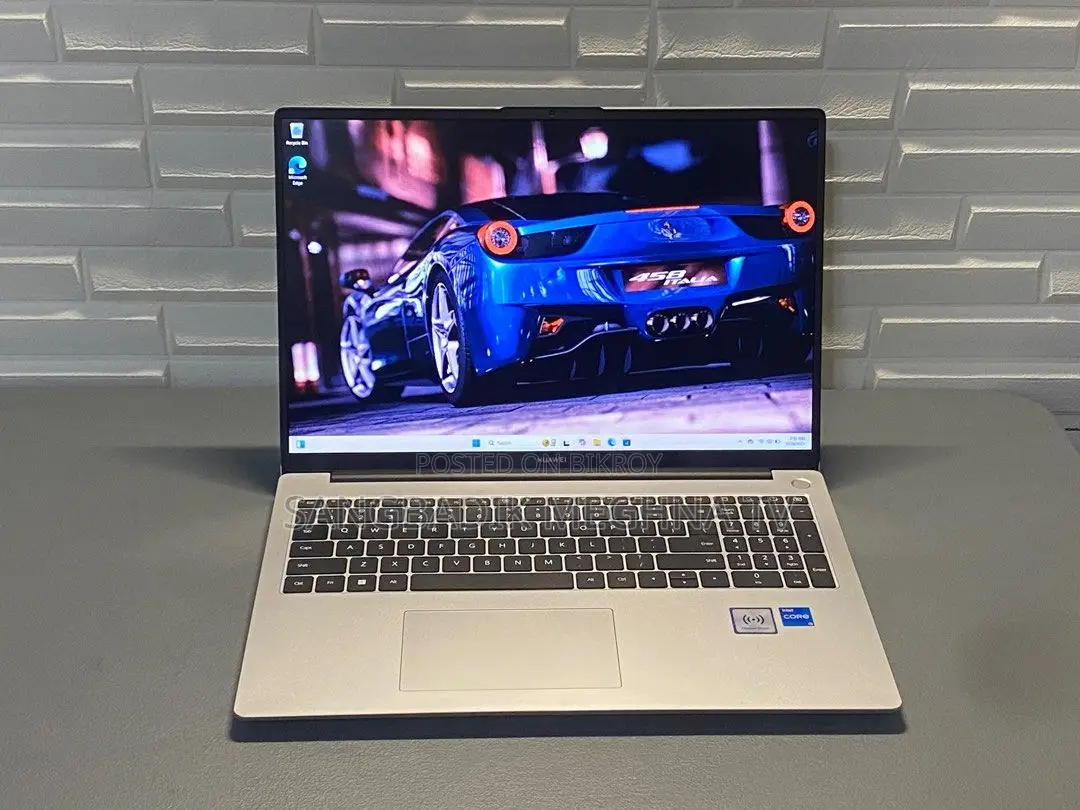 Laptop Huawei 3GB Intel SSD 256GB