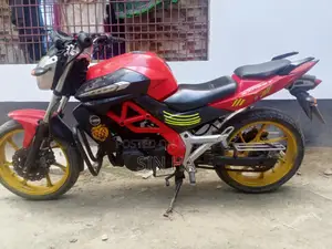 Runner XTREET 150 2019 Red