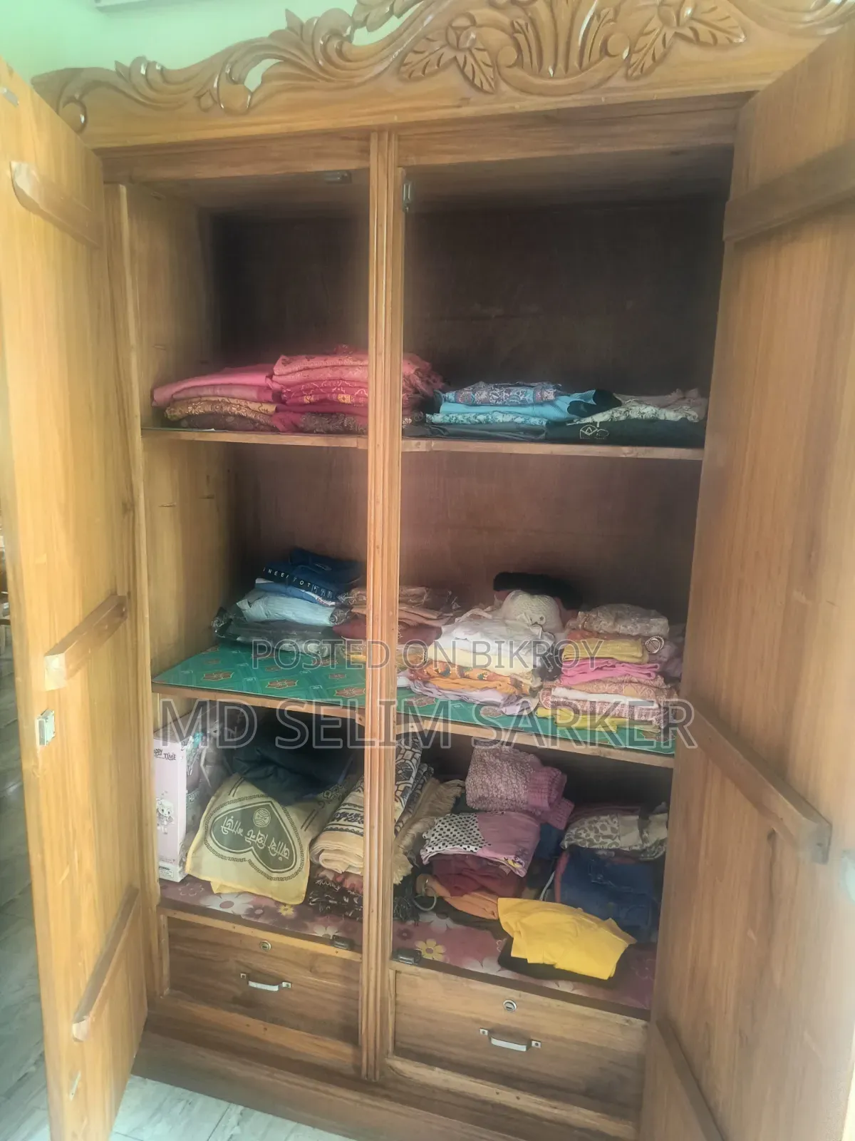 Three-door Wardrobe