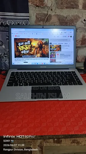 Laptop 8GB Intel Celeron SSHD (Hybrid) 128GB