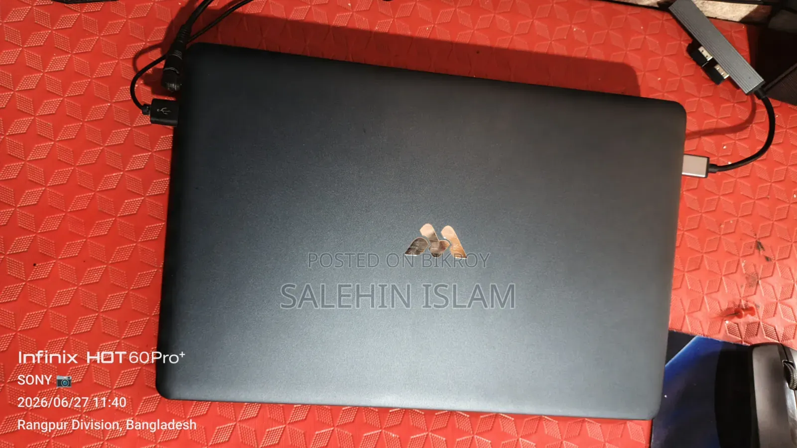 Laptop 8GB Intel Celeron SSHD (Hybrid) 128GB