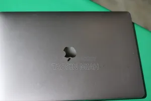 Laptop Apple MacBook Pro 2016 16GB Intel Core i7 SSD 256GB