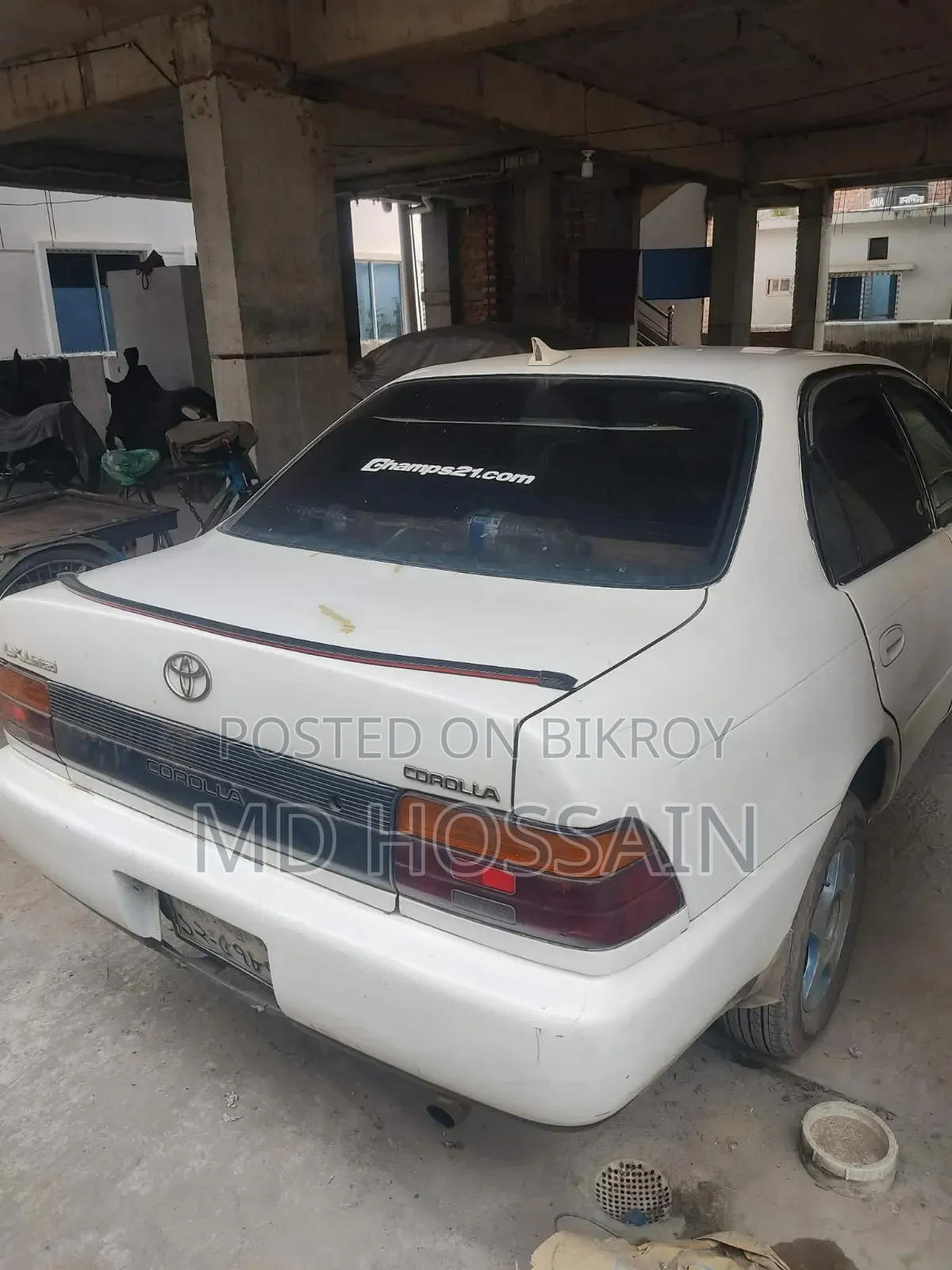 Toyota Corolla 1993 White