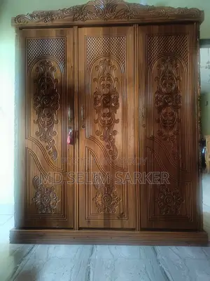 ৩ পাটের আলমারি