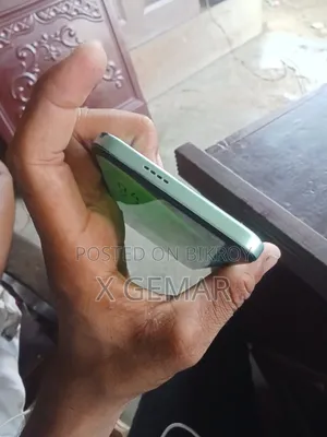 Infinix Hot 50i 128 GB Bronze