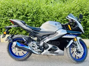 Yamaha 2023 White