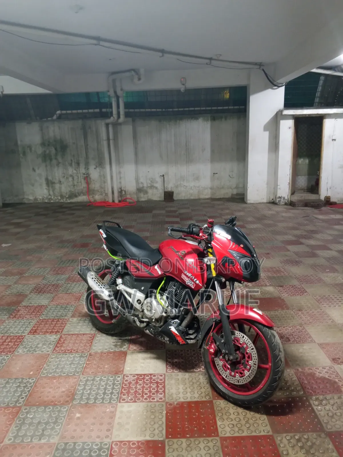 Bajaj Pulsar 150 2012 Red