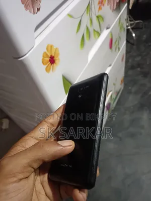 Symphony Xplorer E78 4 GB Black
