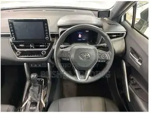 Toyota Corolla Cross 1.8 Hybrid FWD 2021 Pearl