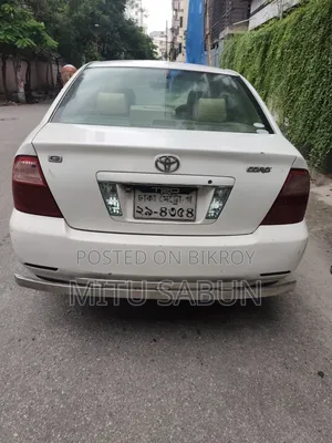 Toyota Corolla 2006 White