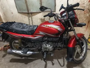 Bajaj Platina 100 2018 Red