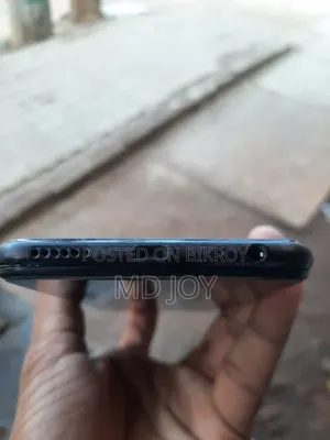 Vivo Y3 Standard Edition 64 GB Red