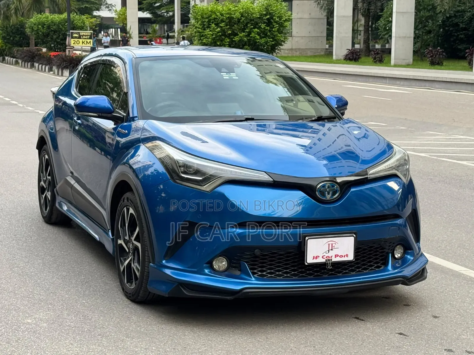 New Toyota C-HR 2017 Blue