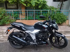 TVS Apache RTR 160 4V 2020 Black