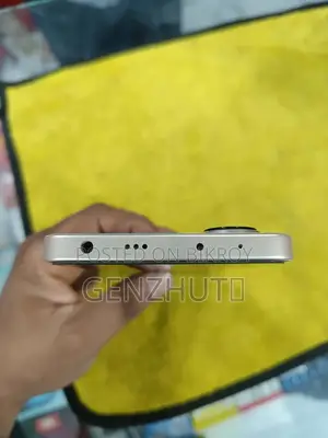 শাওমি রেডমি নোট ১৩ ২৫৬ জিবি সাদা