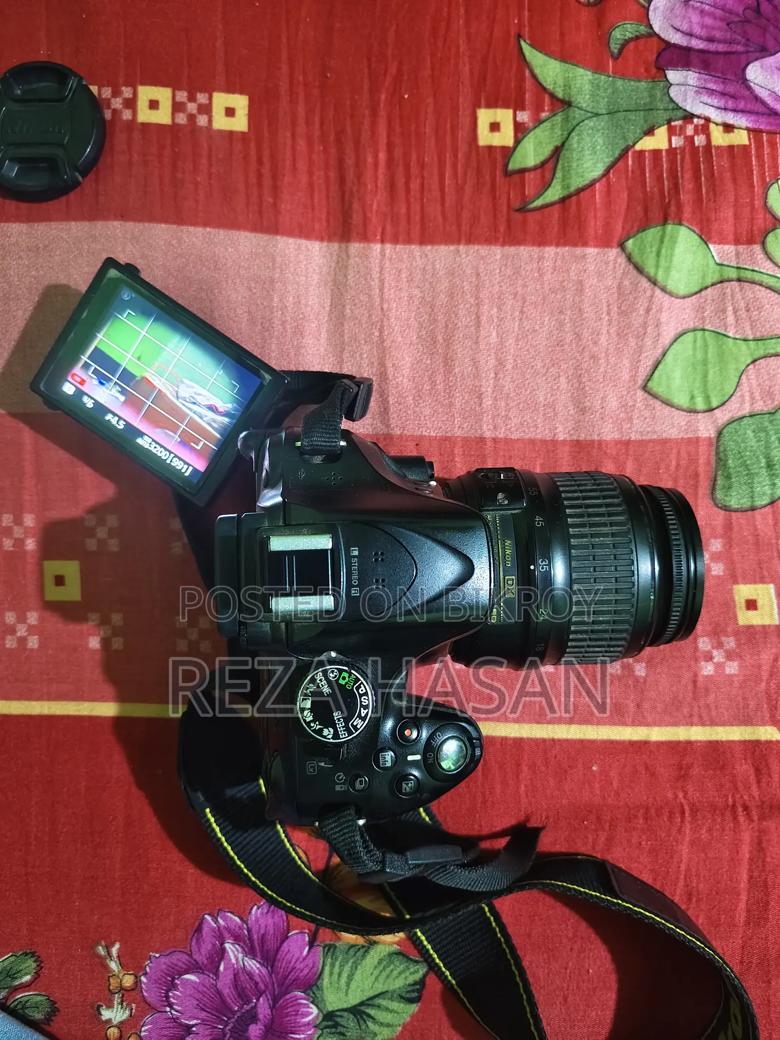 Nikon D5200 For Sale