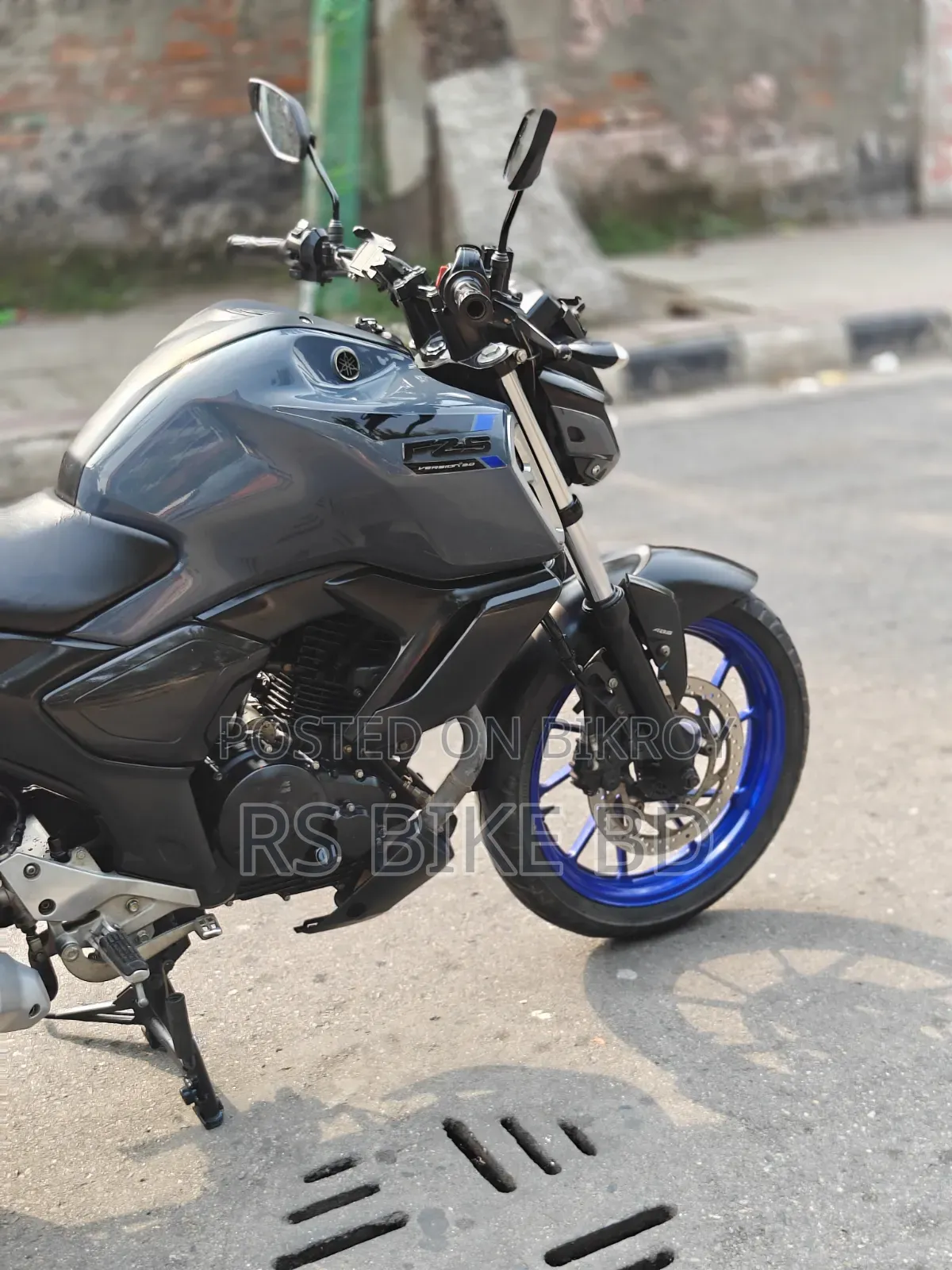 Yamaha FZS V3 2023 Gray