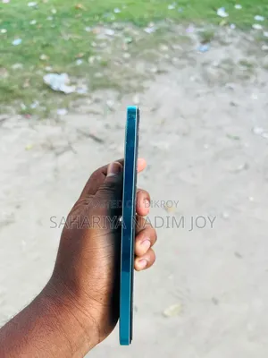 Vivo V25 256 GB