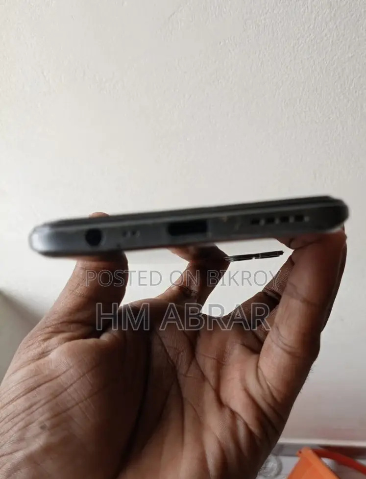 Realme 128 GB Black