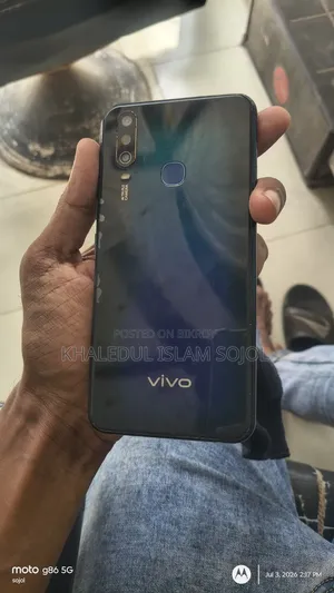 Vivo Y12 64 GB Blue