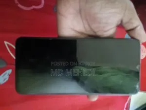 Oppo A18 128 GB Silver