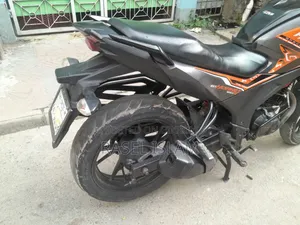 Honda Hornet 2018 Gray