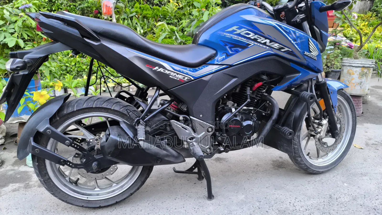Honda Hornet 2020 Blue