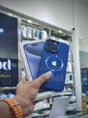অ্যাপল আইফোন ১৫ প্রো ম্যাক্স ২৫৬ জিবি ব্লু