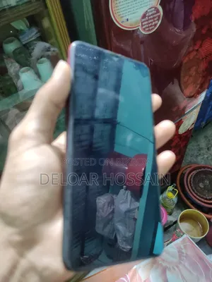 Vivo Y11 32 GB Black
