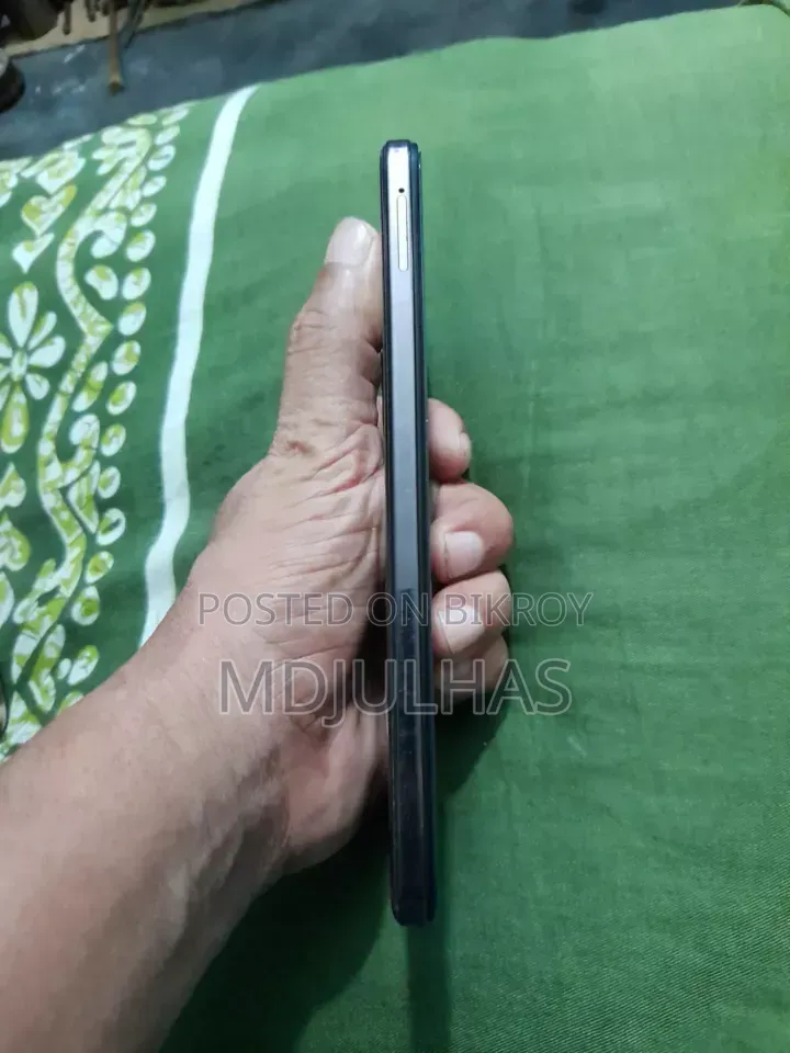 ভিভো ওয়াই২৯ ১২৮ জিবি সিলভার