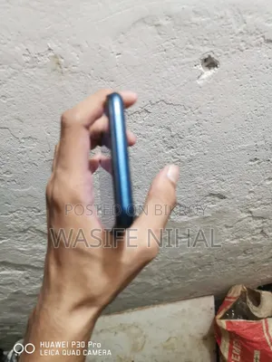 Vivo Y11 32 GB Blue