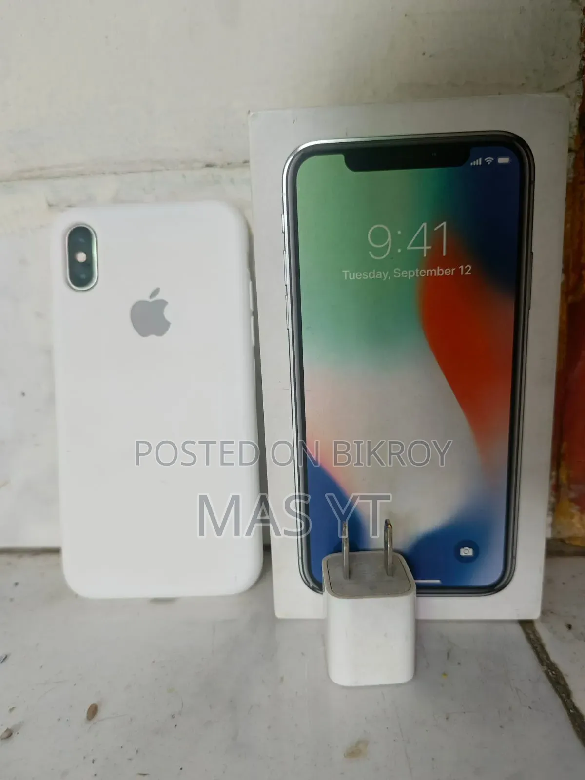 New Apple iPhone X 256 GB White