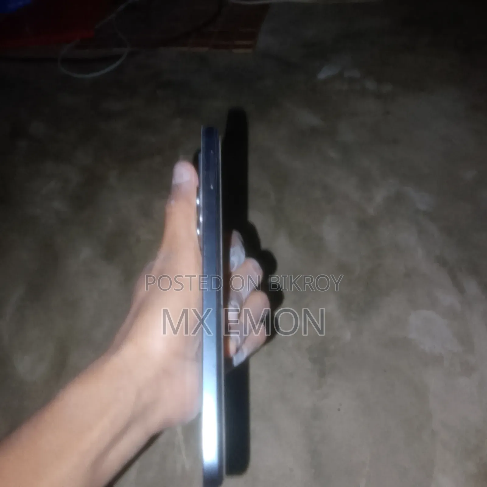 GDL GigaX Y30 64 GB Black
