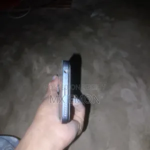 GDL GigaX Y30 64 GB Black