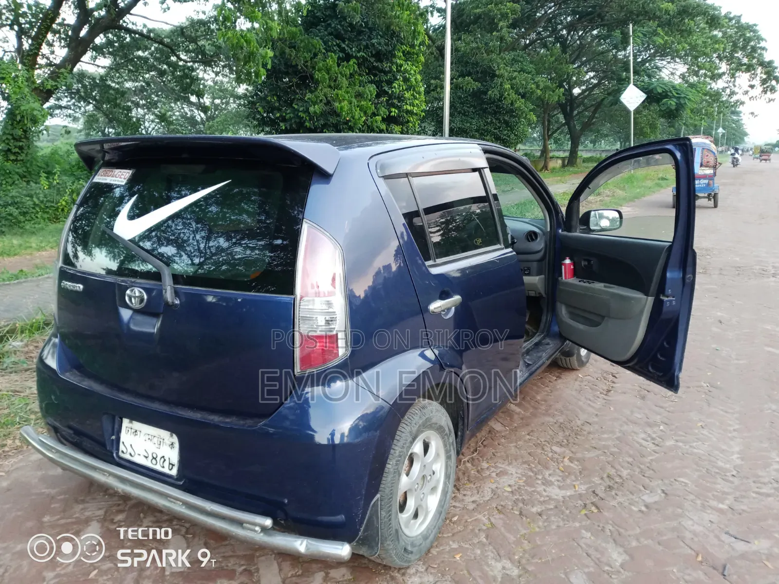 Toyota Passo 2004 Blue