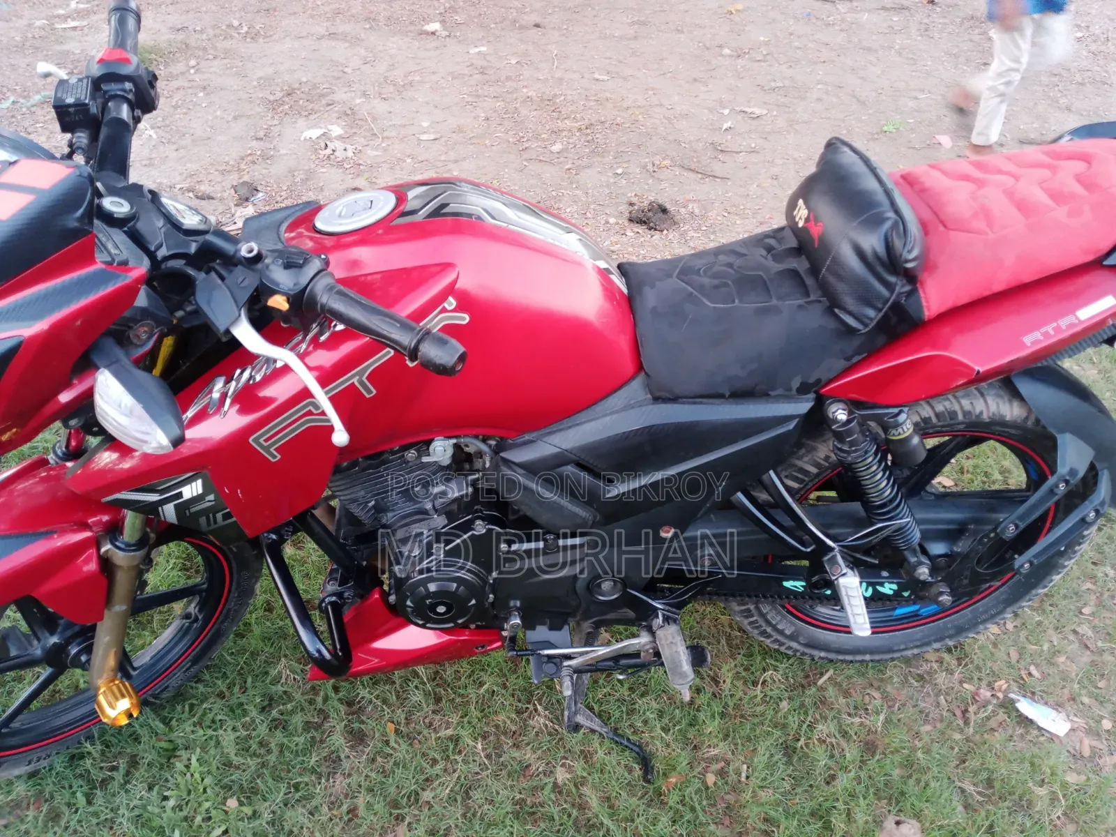 TVS Apache RTR 160 2V 2020 Red