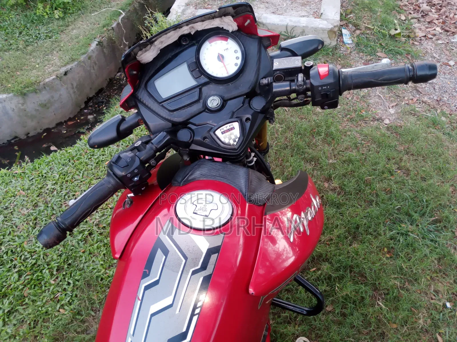 TVS Apache RTR 160 2V 2020 Red