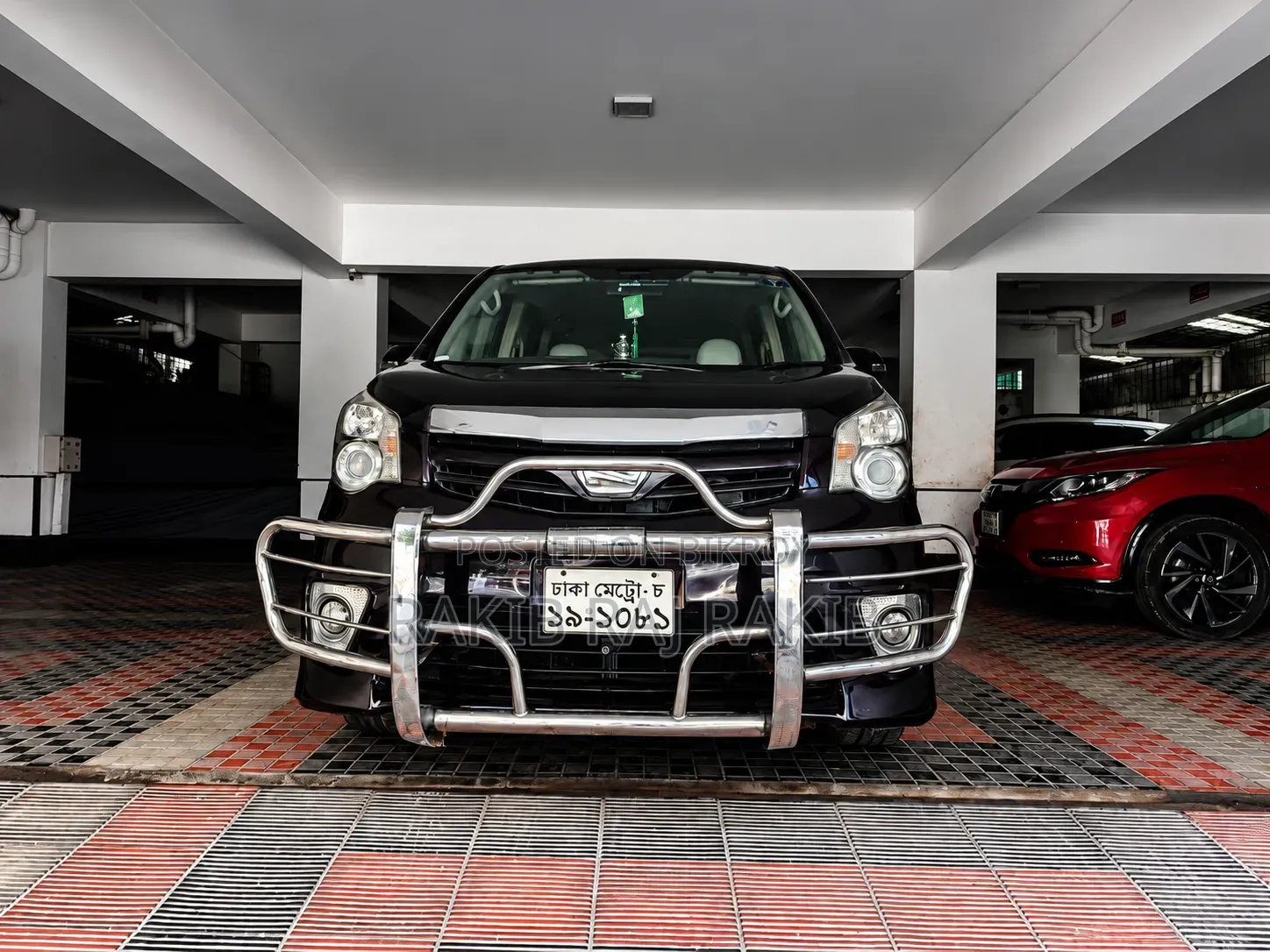 Toyota Noah 2012 Maroon