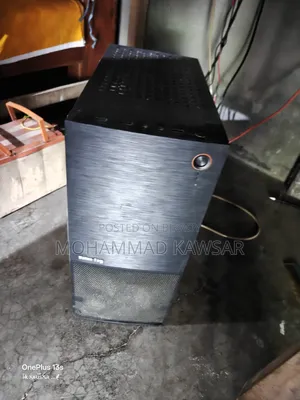 Desktop Computer Dell 8GB AMD Ryzen 5 SSD 256GB