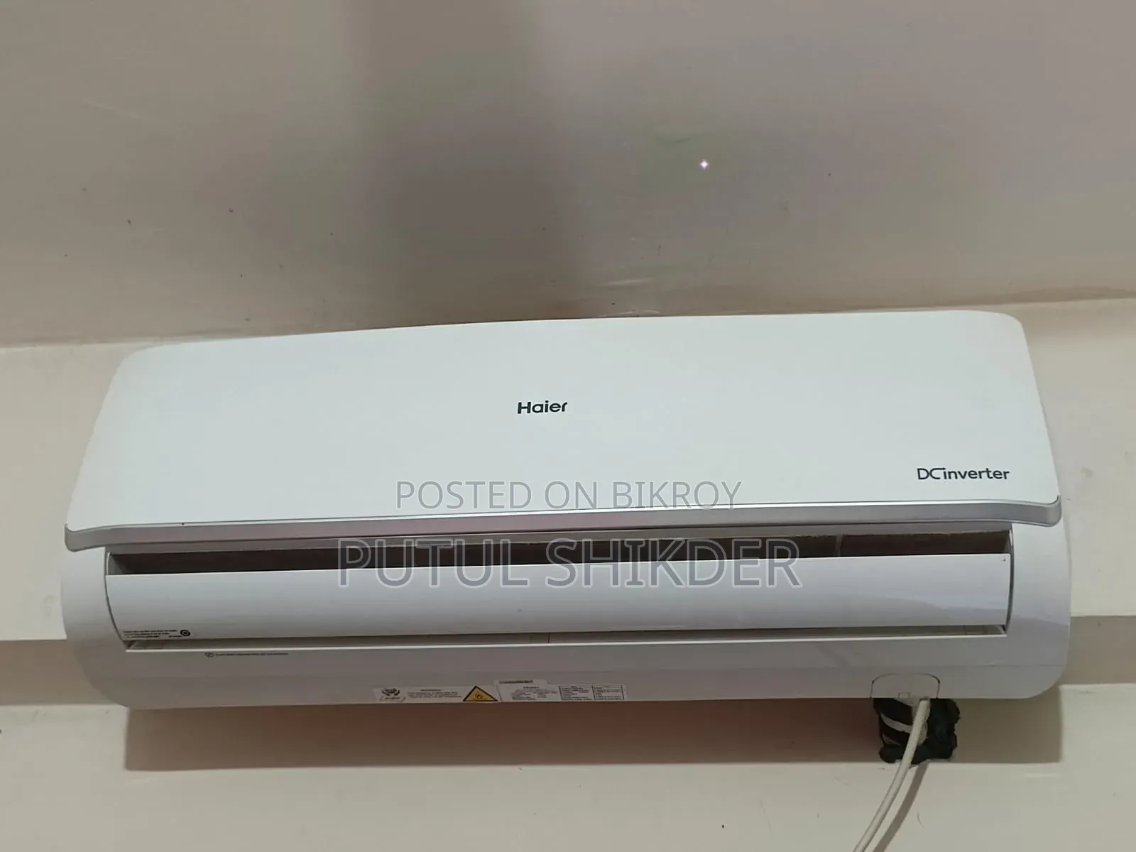 Urgent Sell In August Month Air Conditioner