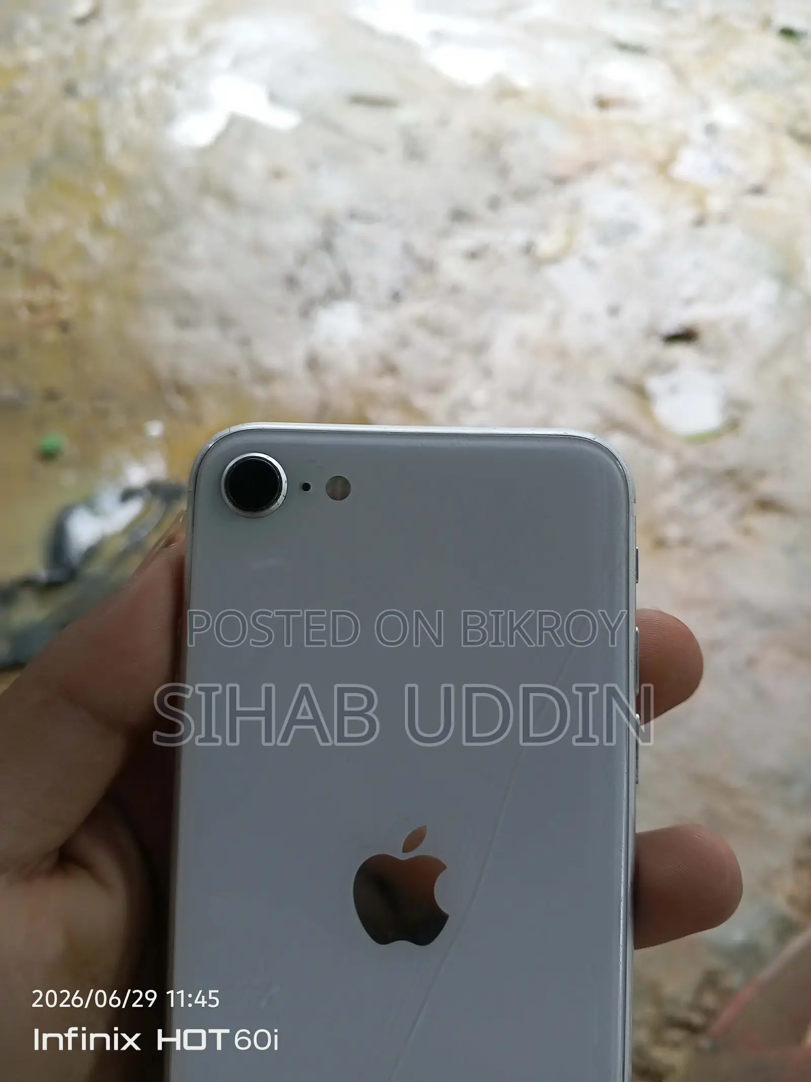 Apple iPhone SE 64 GB White