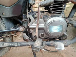 Bajaj Platina 100 2012 Red