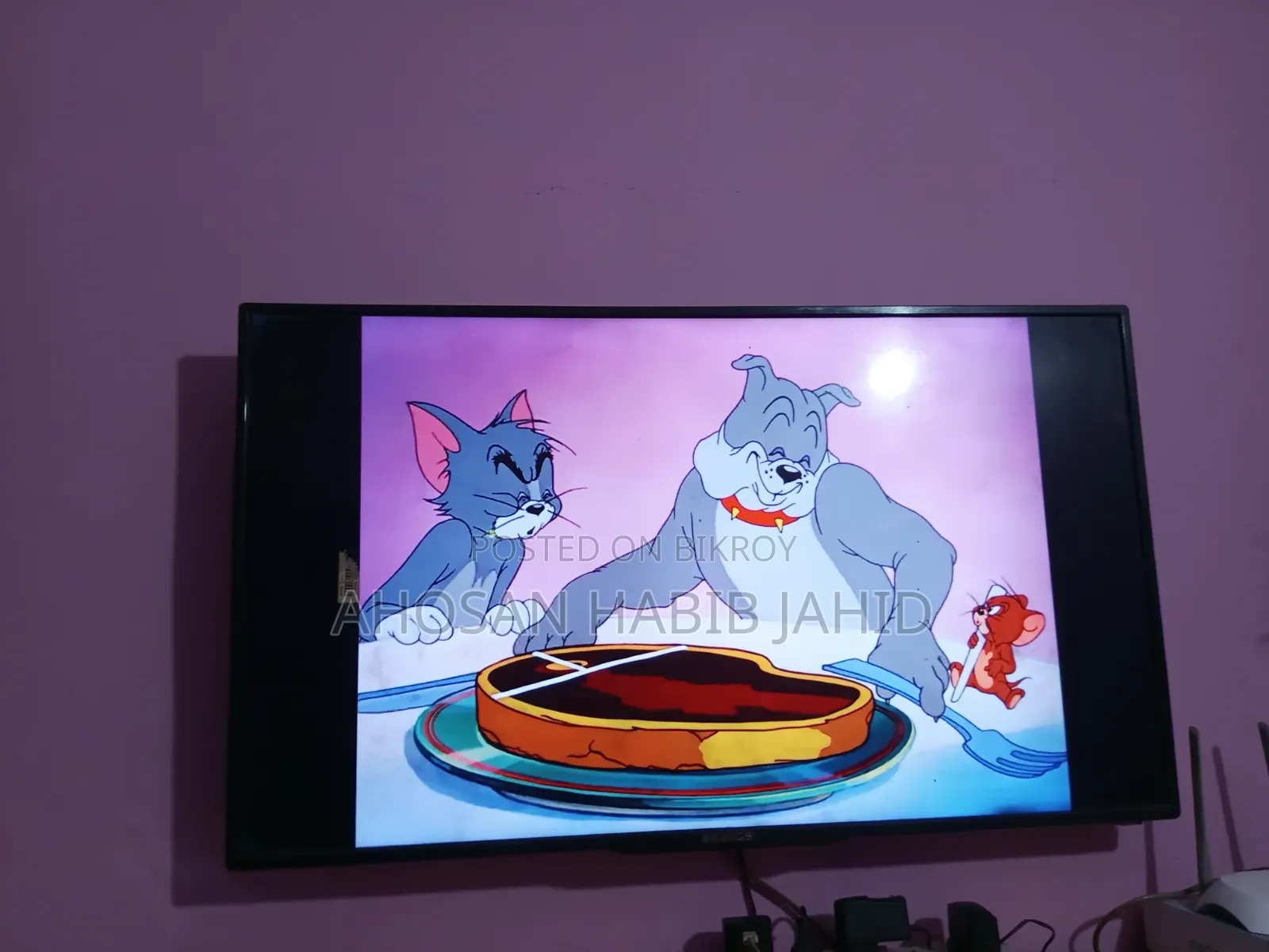 TV in full fresh condition