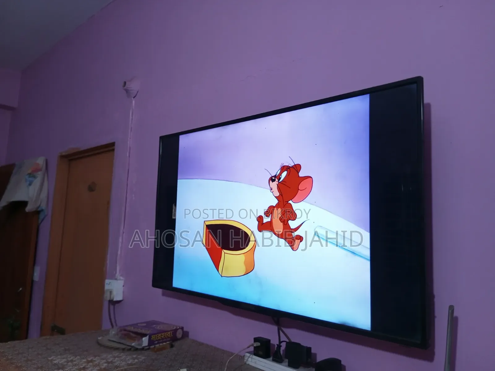 TV in full fresh condition