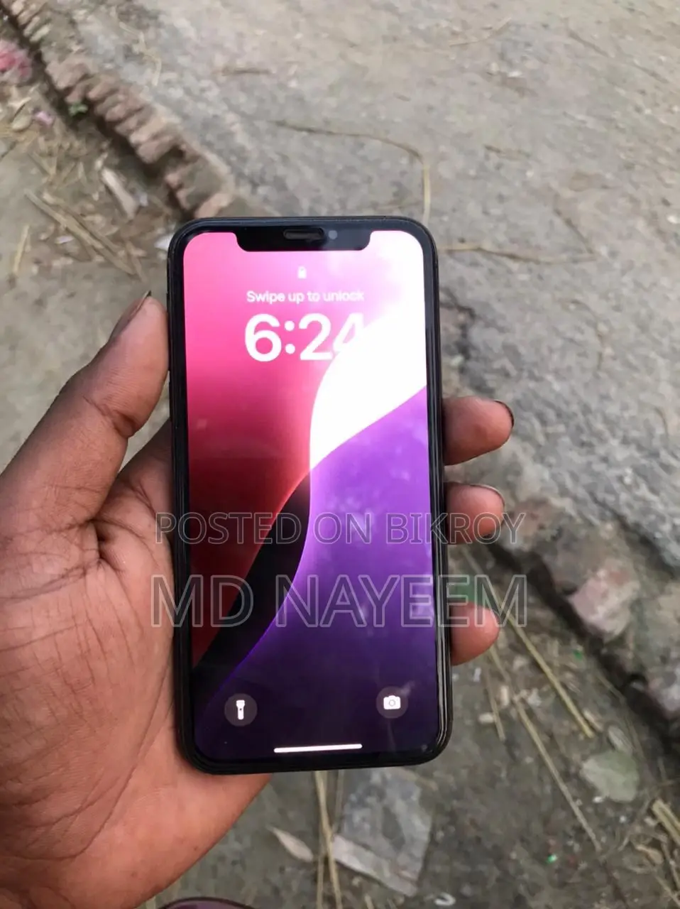 অ্যাপল আইফোন এক্সএস ৬৪ জিবি ব্ল্যাক