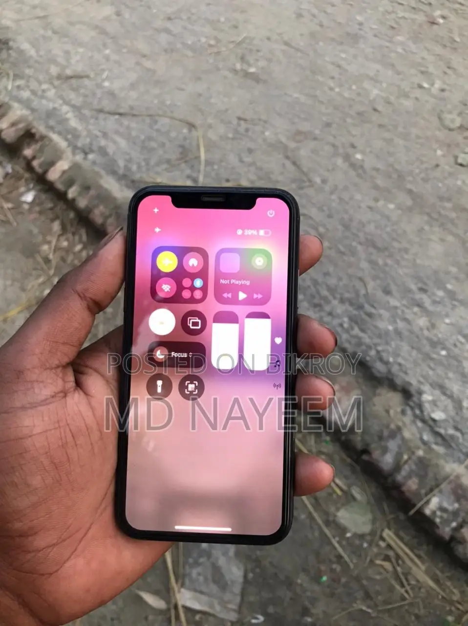 অ্যাপল আইফোন এক্সএস ৬৪ জিবি ব্ল্যাক